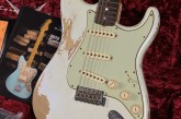 Fender Custom Shop Ltd Edition 65 Stratocaster Heavy Relic Super Faded Aged Sonic Blue-8.jpg